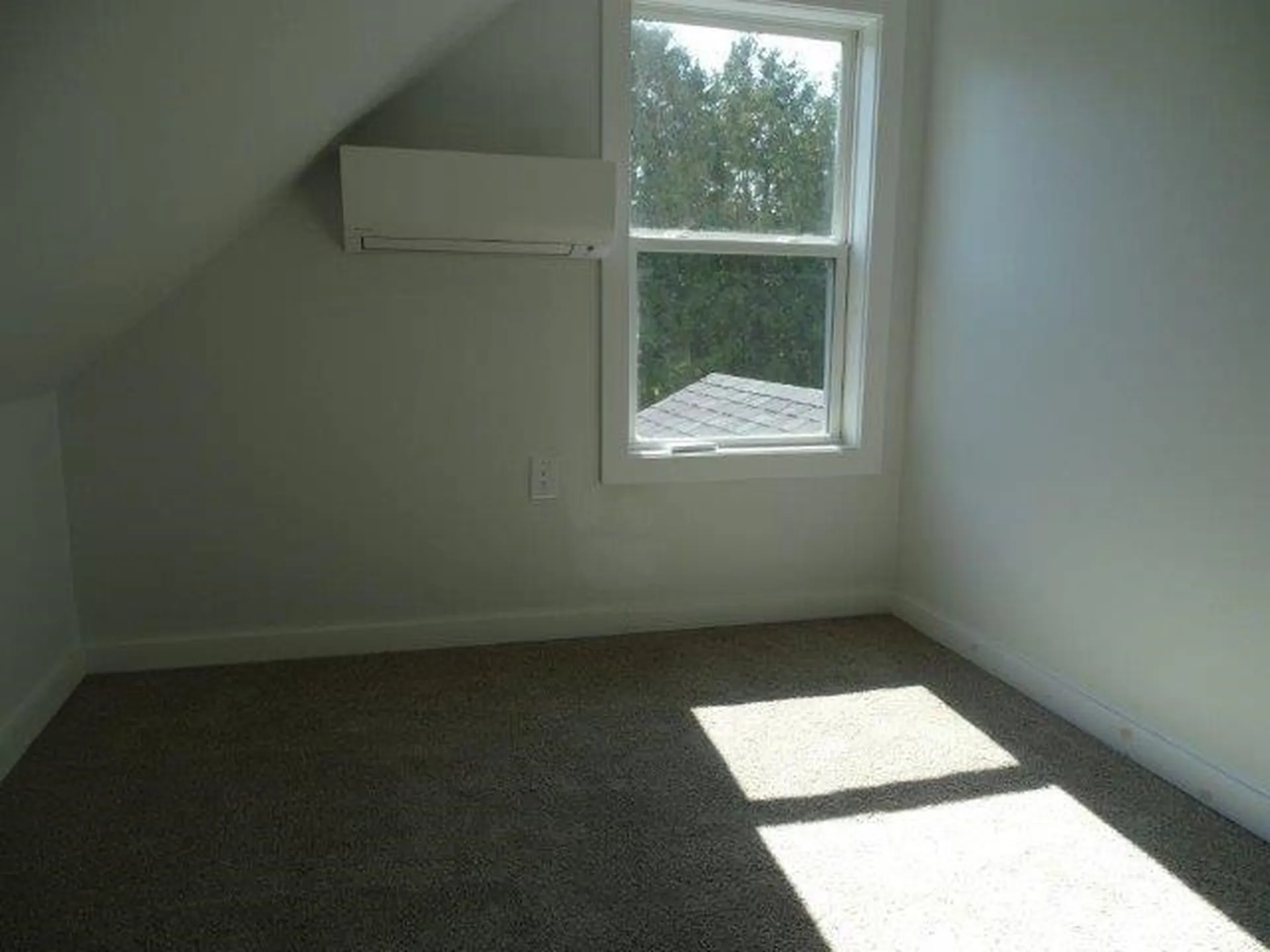 63 Cobblestone Alley Bradford VT 05033