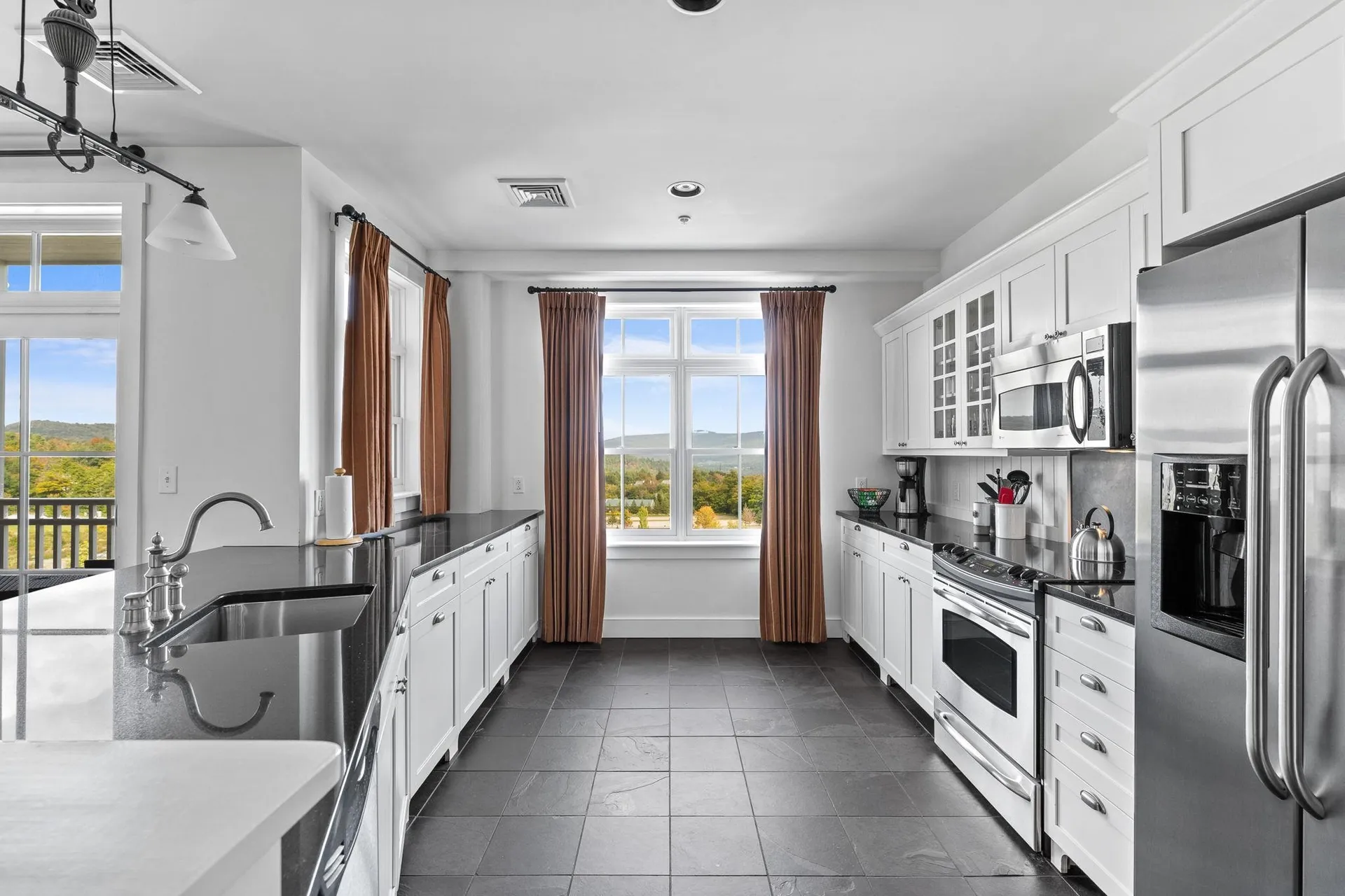 102 Forest 328 Drive Warren VT 05674