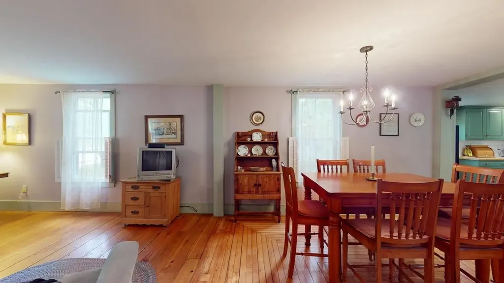 34 Seminary Street Middlebury VT 05753