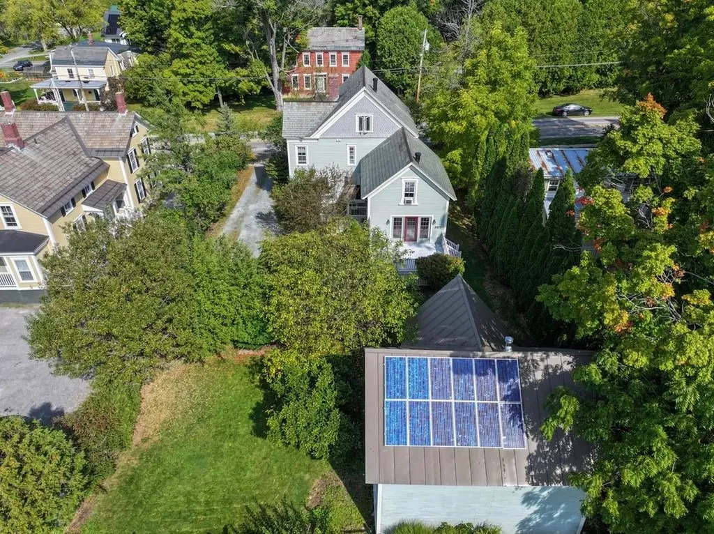 34 Seminary Street Middlebury VT 05753