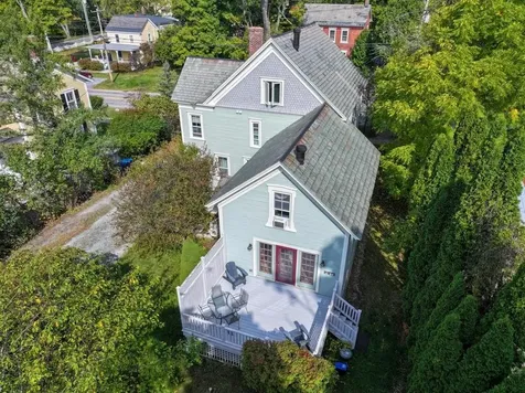 34 Seminary Street Middlebury VT 05753