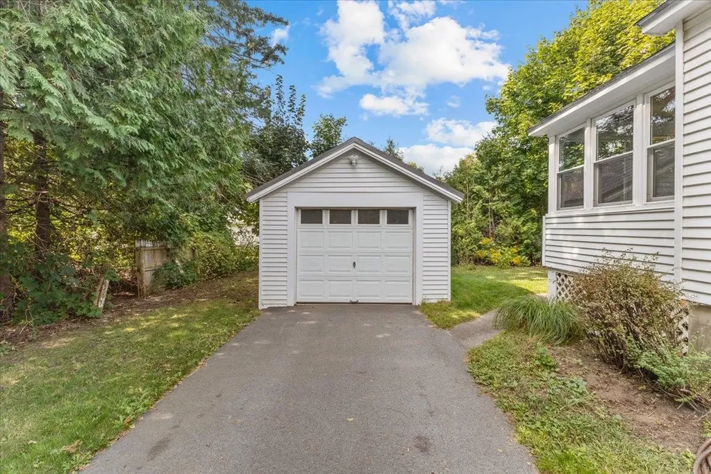 3 Gilbert Street South Burlington VT 05403