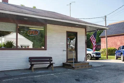 825 Lake Street Bristol NH 03222