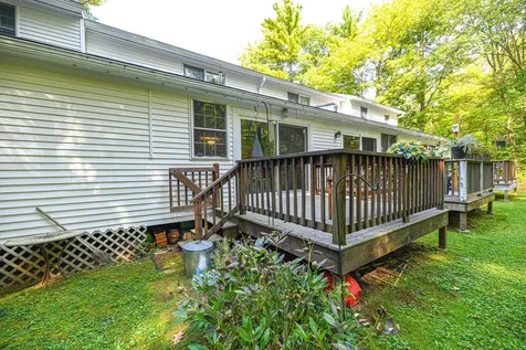 10 Pine Grove Road Exeter NH 03833