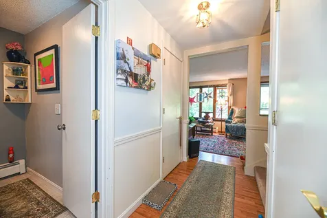 10 Pine Grove Road Exeter NH 03833