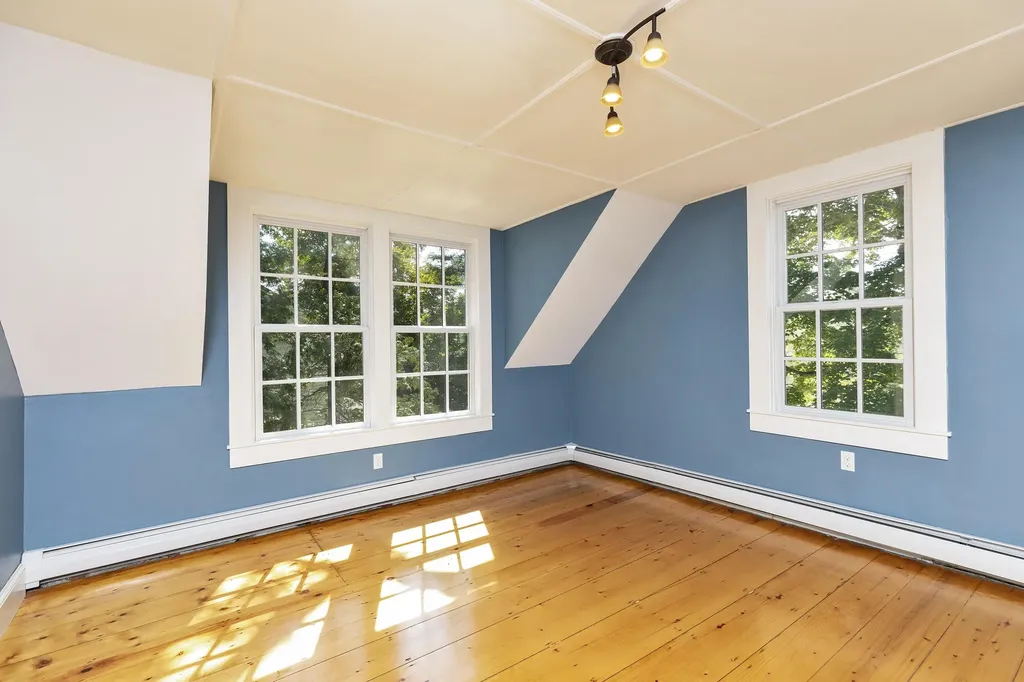 2174 State Route 114 Bradford NH 03221