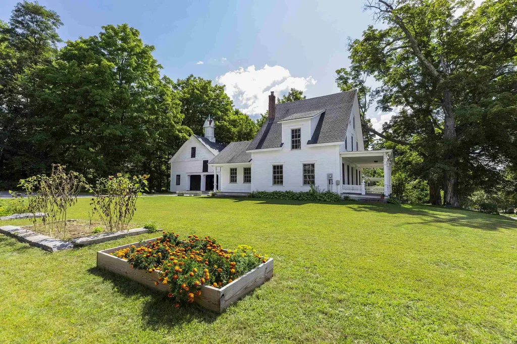 2174 State Route 114 Bradford NH 03221