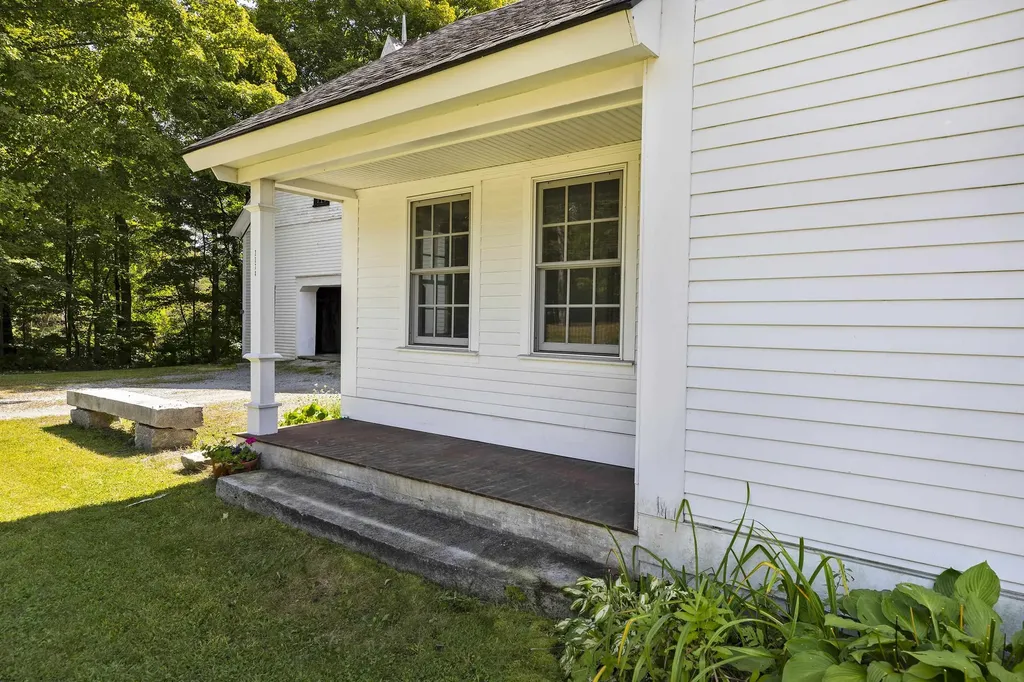 2174 State Route 114 Bradford NH 03221