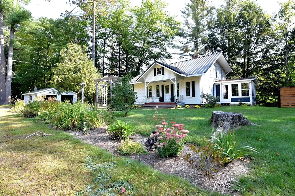 67 Parker Ledge Road Woodstock NH 03262