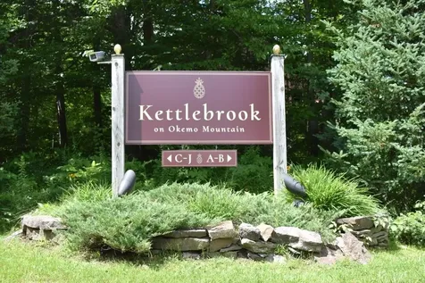 19 Kettlebrook Road Ludlow VT 05149