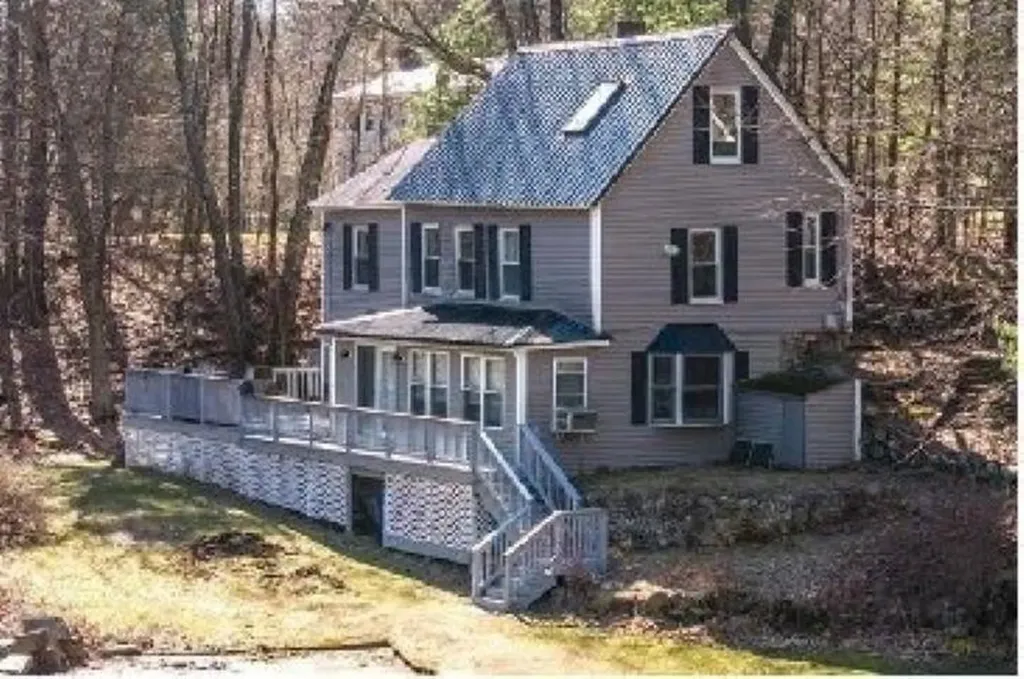 1014 Dunbarton Road Manchester NH 03102