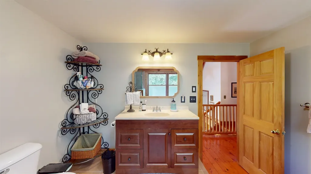 98 Lafayette Road Starksboro VT 05443