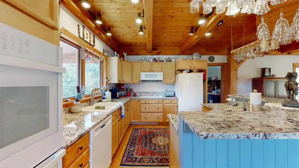 98 Lafayette Road Starksboro VT 05443