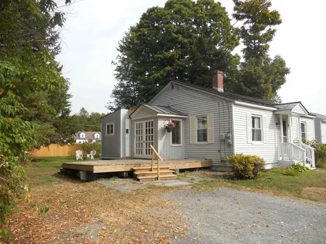 14 Lonsdale Avenue Claremont NH 03743