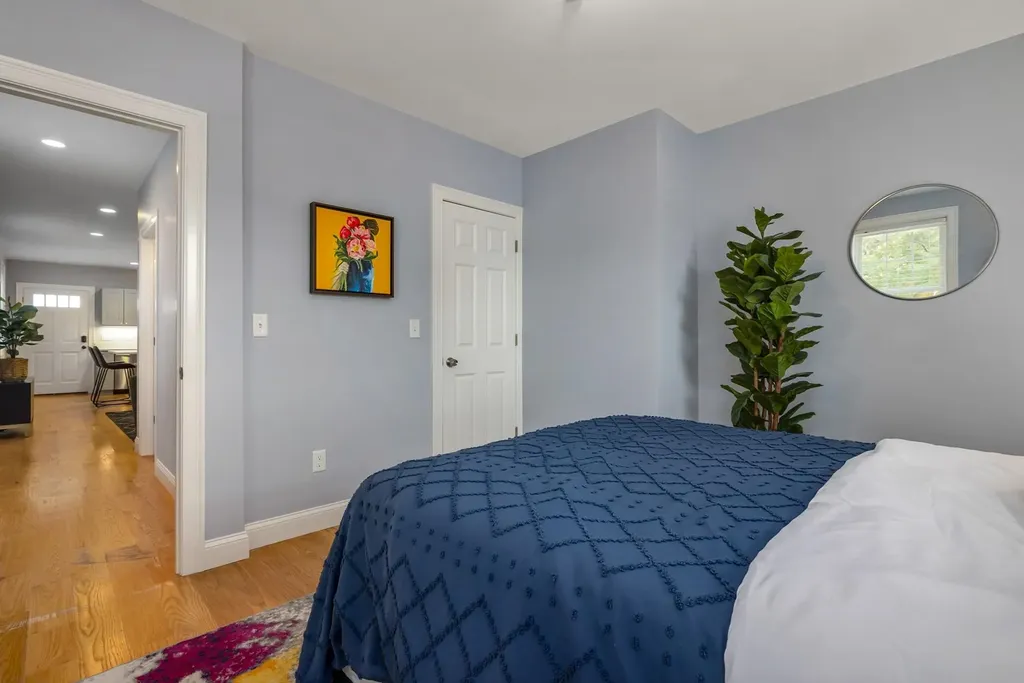 5 Pleasant Street Kittery ME 03904