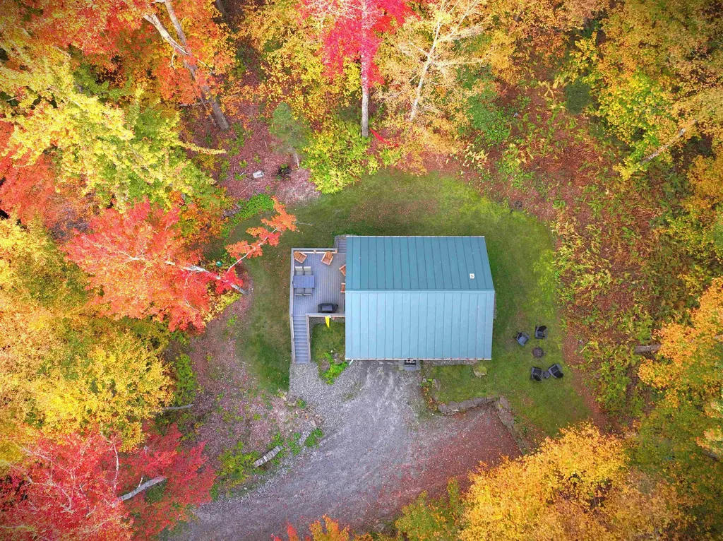 670 Wayeeses Shore Morgan VT 05853