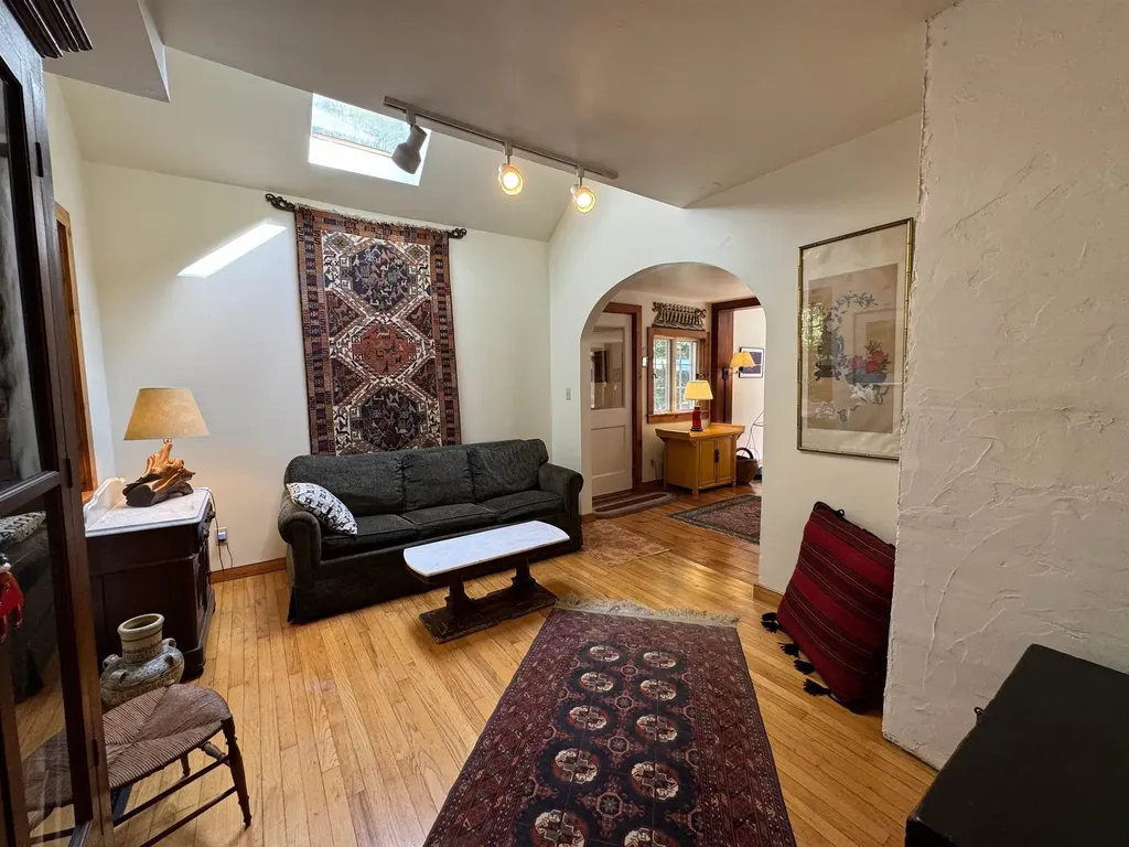 365 Dogpatch Lane Dorset VT 05251