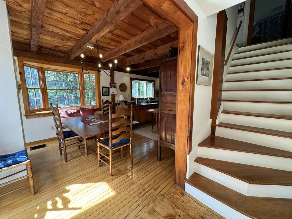 365 Dogpatch Lane Dorset VT 05251