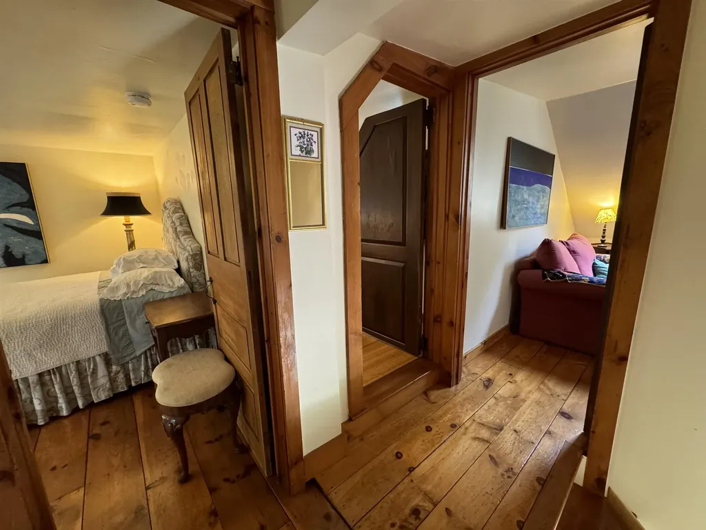 365 Dogpatch Lane Dorset VT 05251