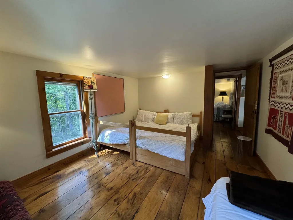 365 Dogpatch Lane Dorset VT 05251