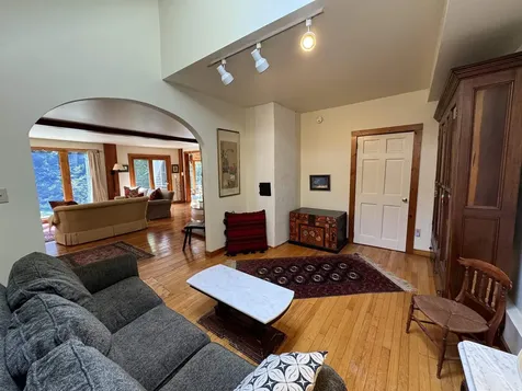 365 Dogpatch Lane Dorset VT 05251