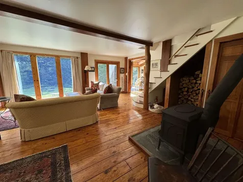 365 Dogpatch Lane Dorset VT 05251