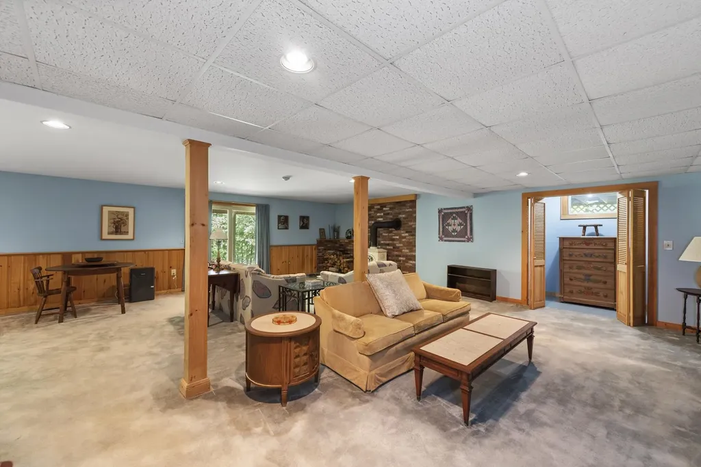 325 Upper Birch Drive Bristol NH 03222