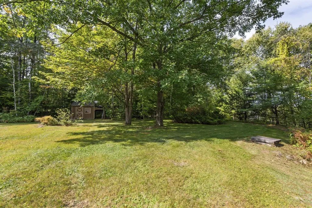 325 Upper Birch Drive Bristol NH 03222