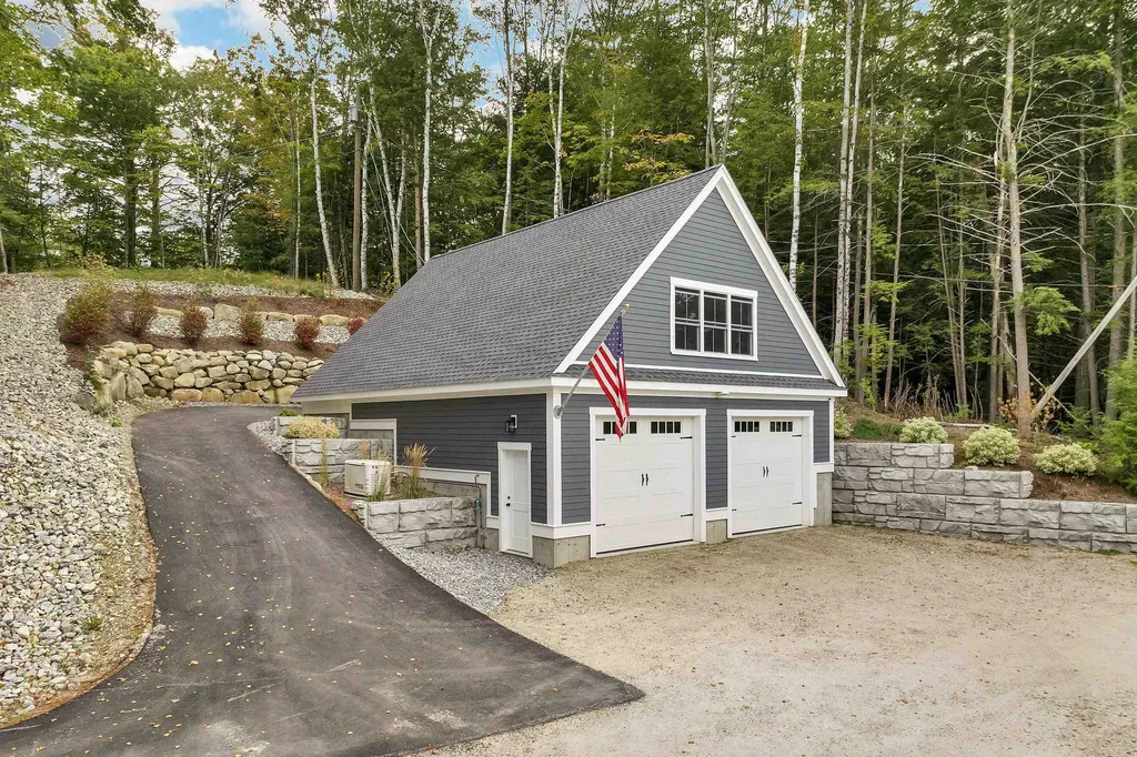 122 Old Clubhouse Lane Bridgewater NH 03222