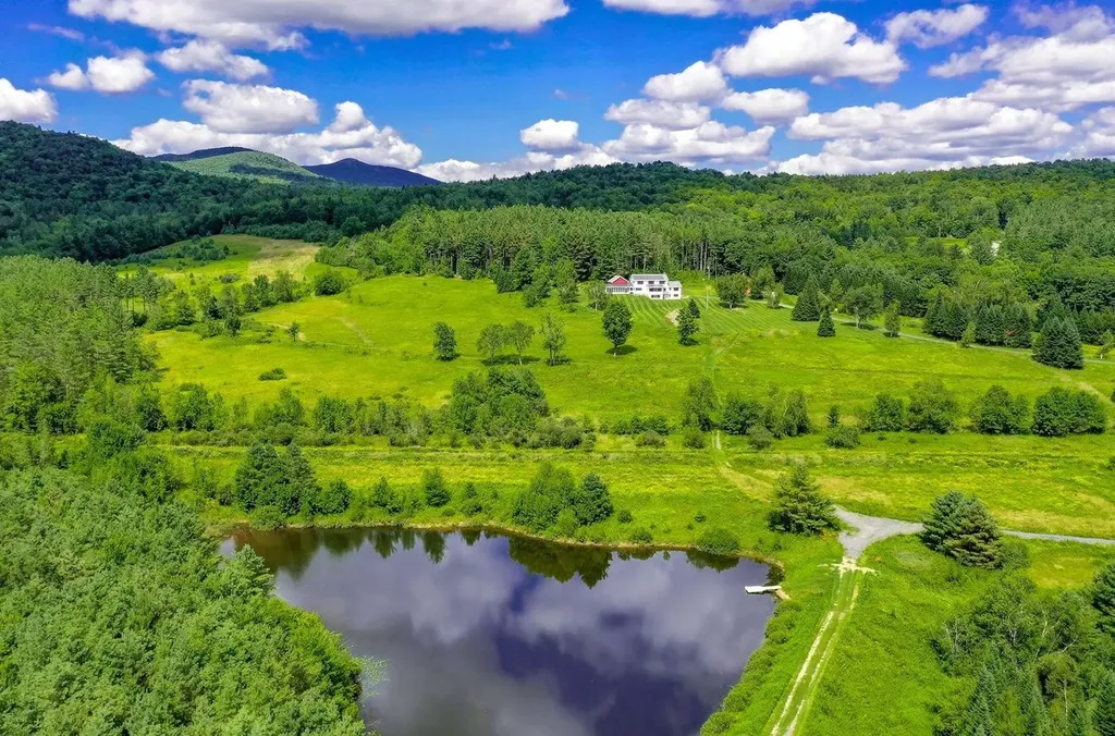 67 Zdon Road Middlesex VT 05602