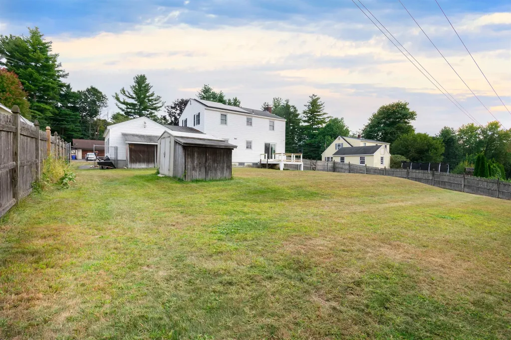35 Winnhaven Drive Hudson NH 03051