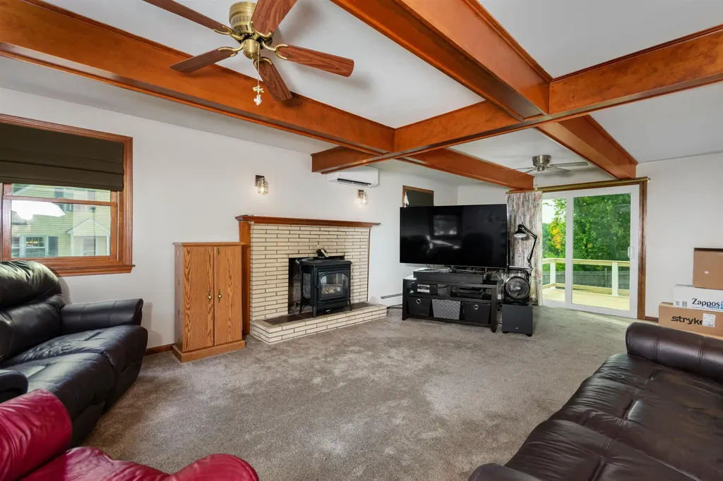 35 Winnhaven Drive Hudson NH 03051