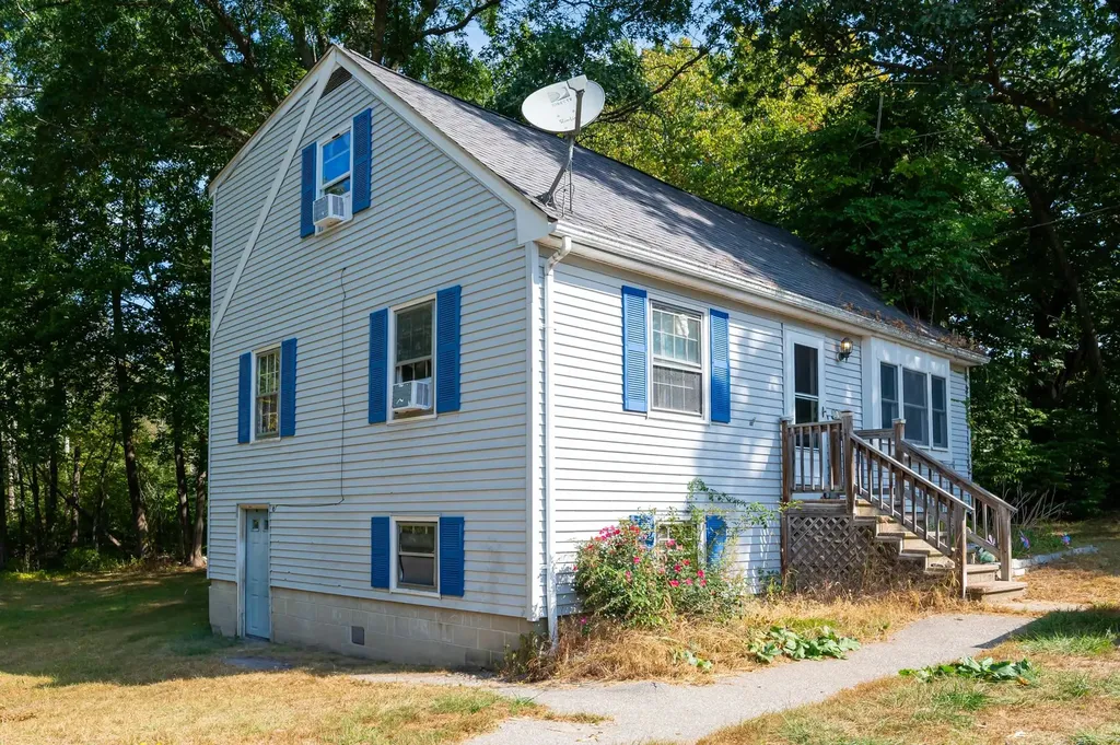 165 Old Gage Hill Road Pelham NH 03076