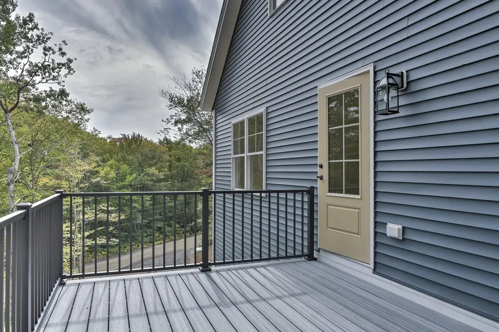 359 N. Hidden Lake Road Stoddard NH 03464