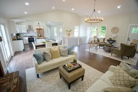 16 Silver Lake Road Hollis NH 03049