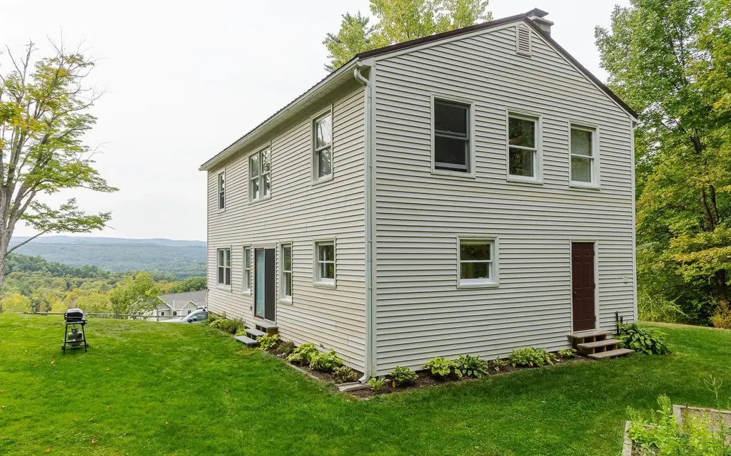 83 Old County Road Westmoreland NH 03467