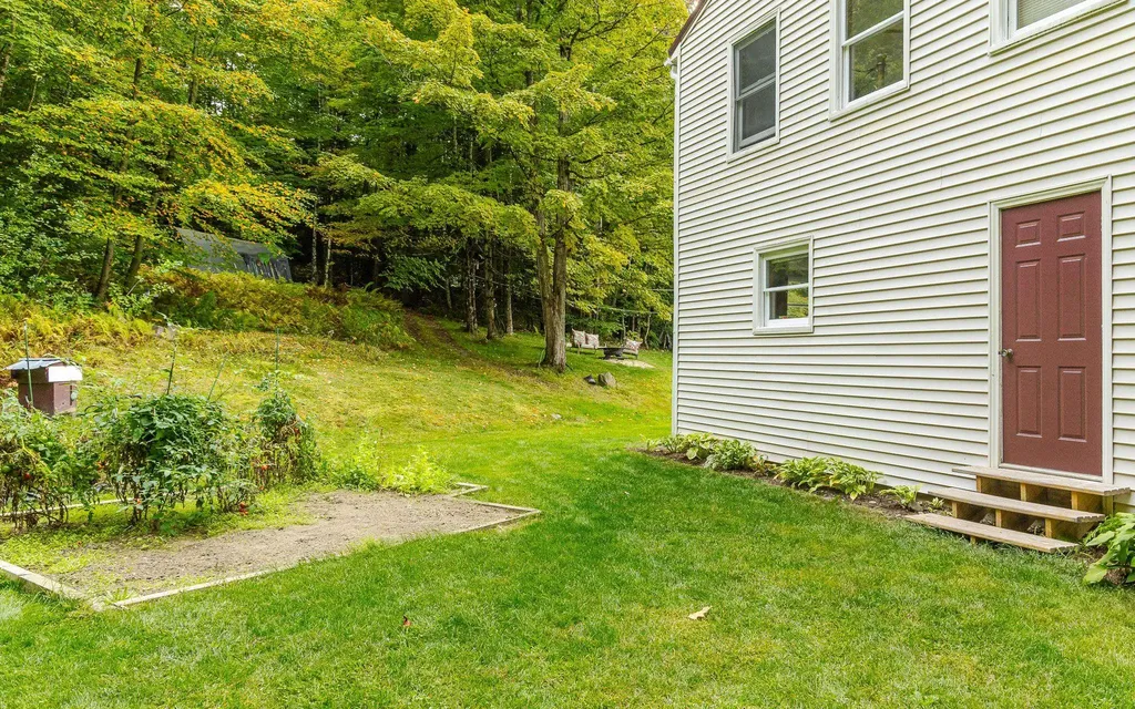 83 Old County Road Westmoreland NH 03467