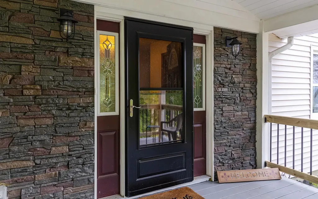 83 Old County Road Westmoreland NH 03467