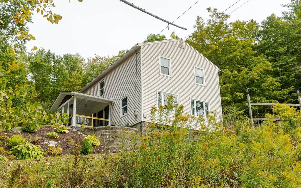 83 Old County Road Westmoreland NH 03467