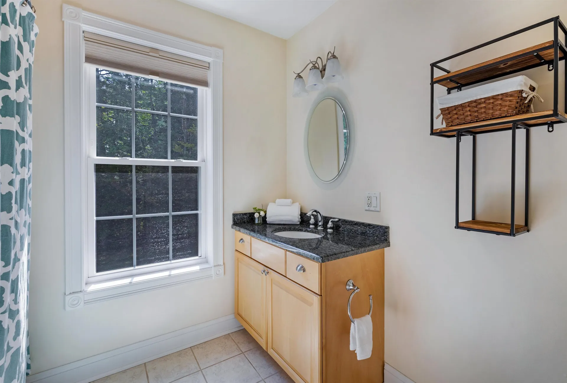 185 West Pinnacle Ridge Road Waterbury VT 05676