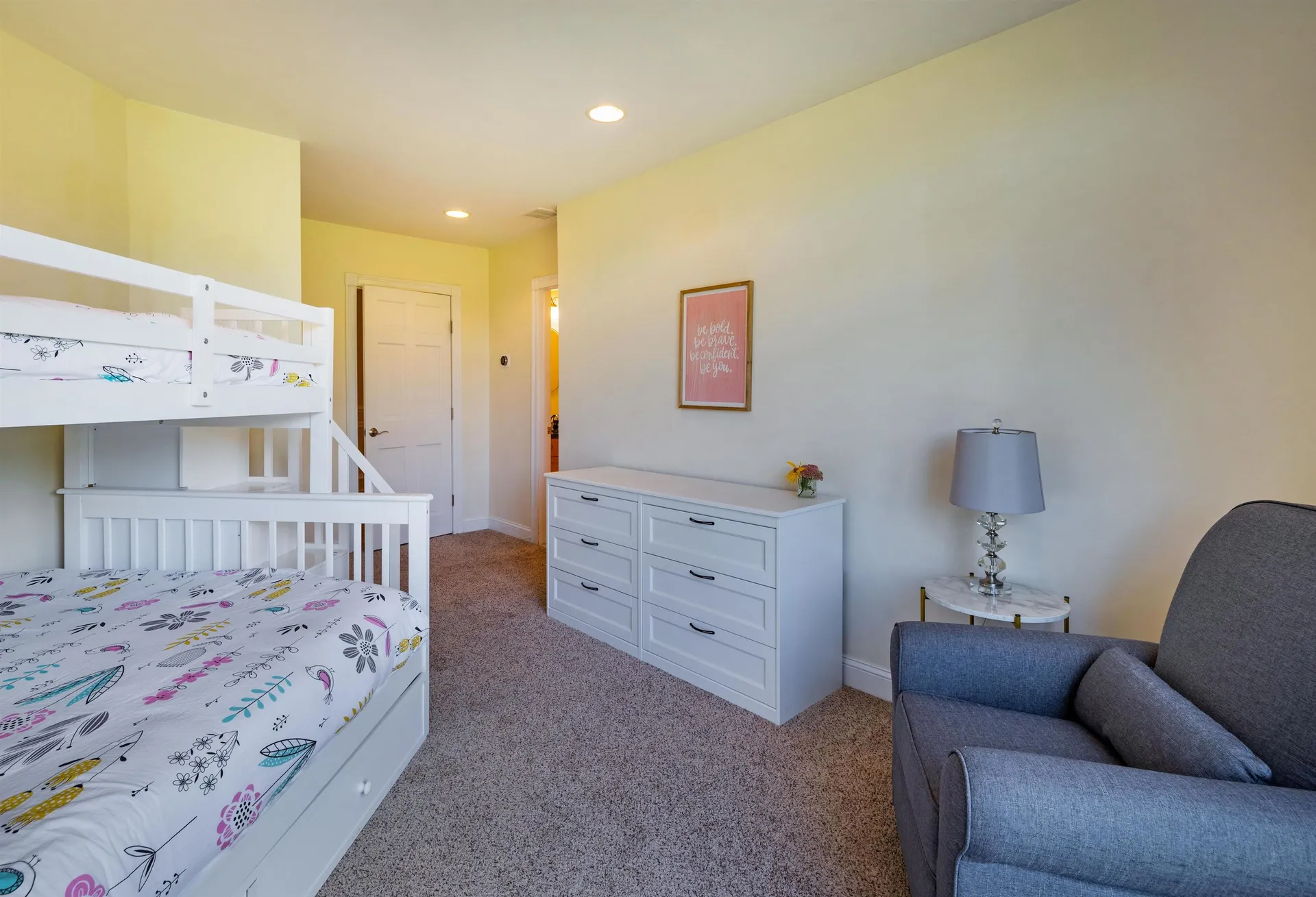 185 West Pinnacle Ridge Road Waterbury VT 05676