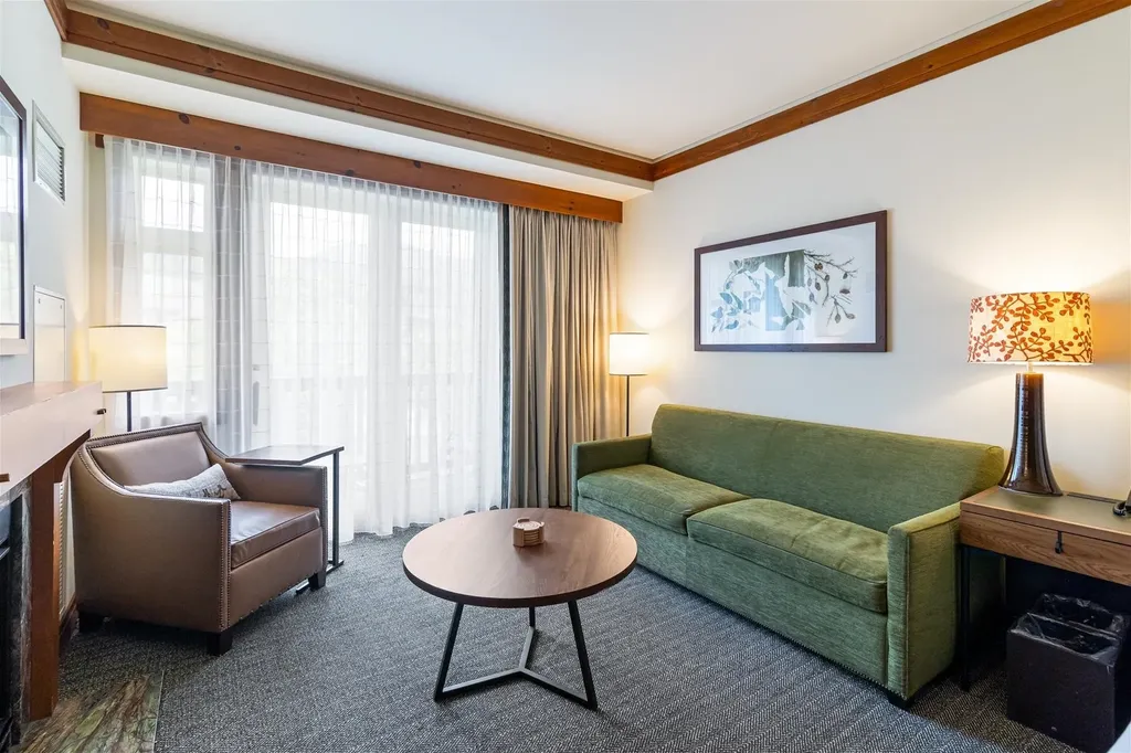 7412 Mountain Road Stowe VT 05672