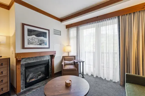 7412 Mountain Road Stowe VT 05672
