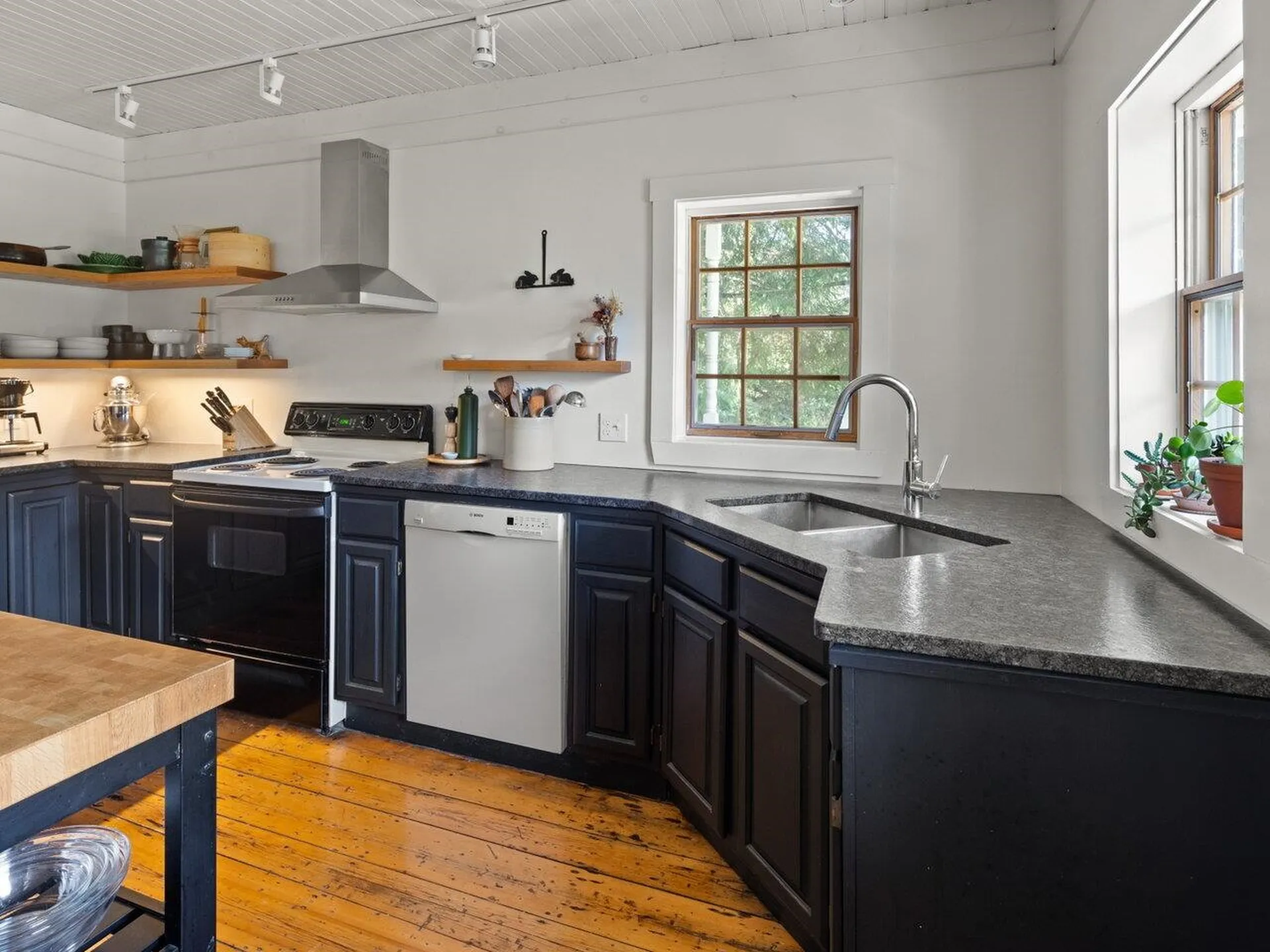 4475 Vt Route 14 Calais VT 05650