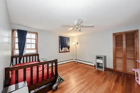 11 Memorial Drive Manchester NH 03103