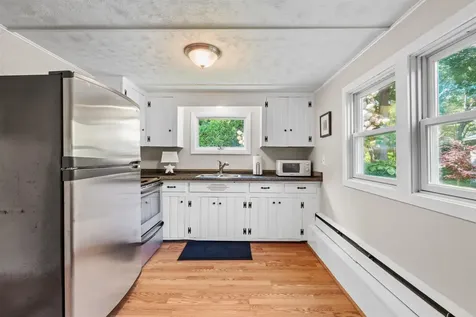 17 Parsons. Road Rye NH 03870
