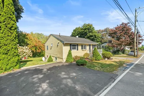 17 Parsons. Road Rye NH 03870