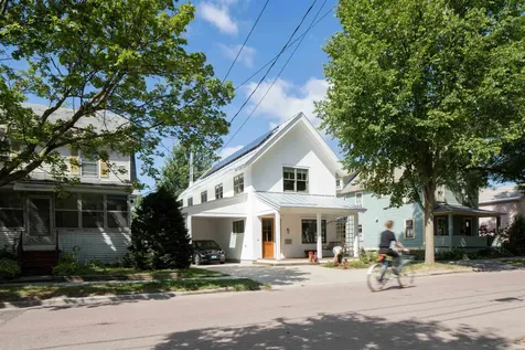 69 Charlotte Street Burlington VT 05401