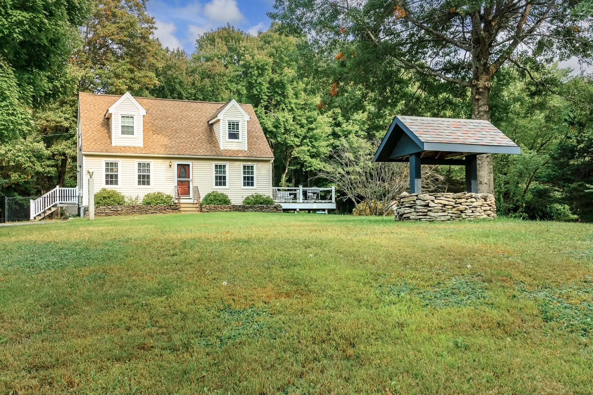 173 Charles Bancroft Highway Litchfield NH 03052
