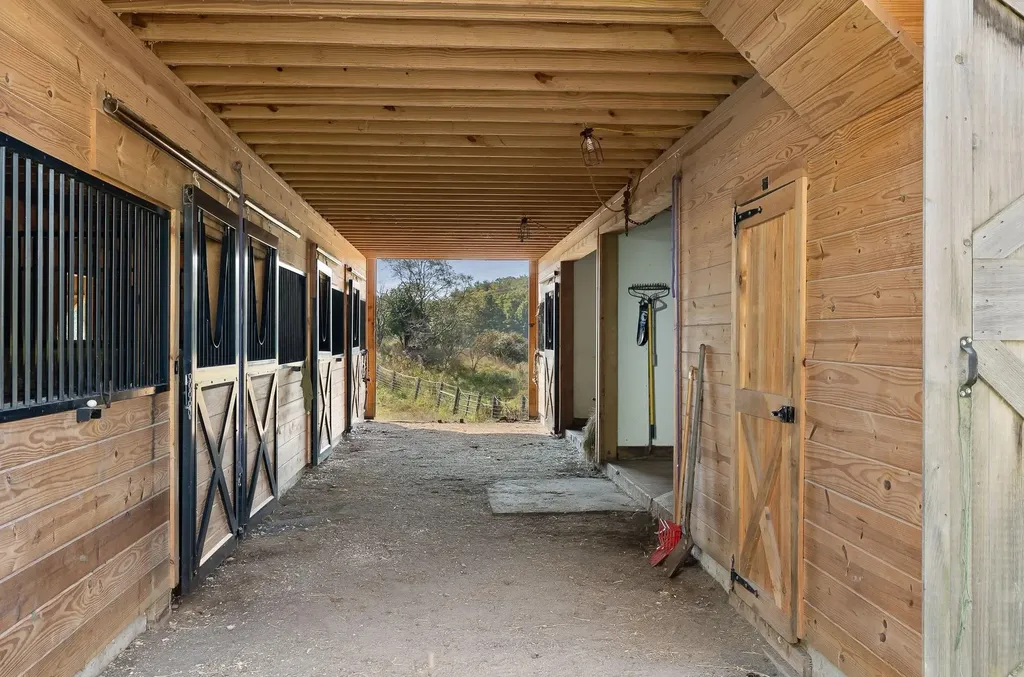 2736 Main Street Fairfax VT 05454